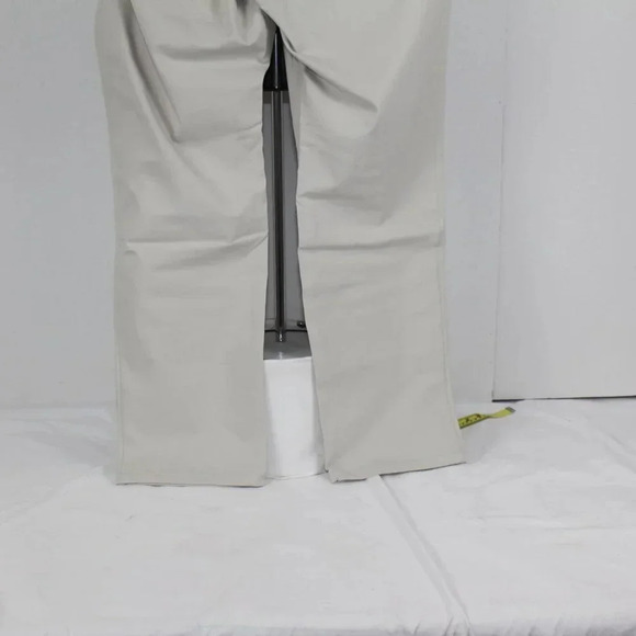 AWAY - Picture 6 of 10